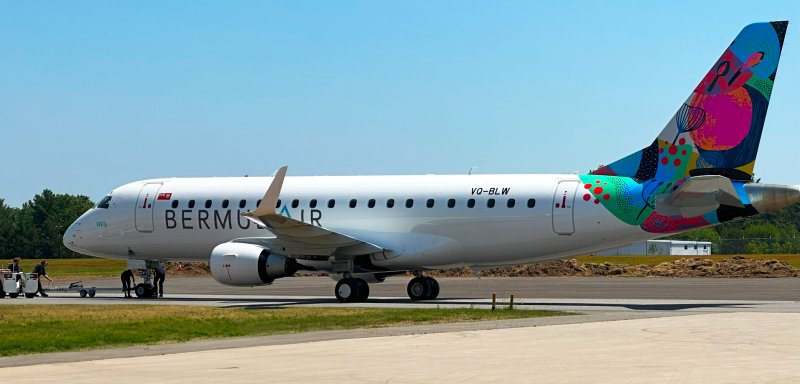 bermudair embraer e175