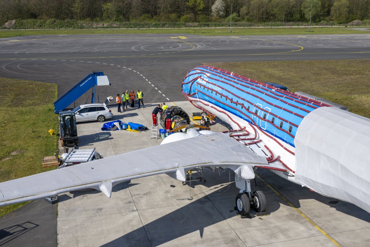 klm e195 e2 storage 02