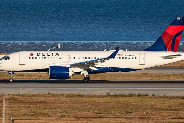 delta a220 1