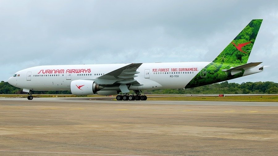 surinam airways 777 am 02 1