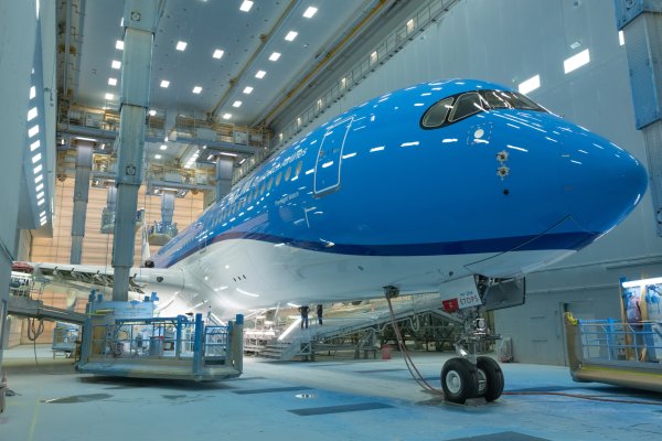 klm airbus a350 900 paintshop