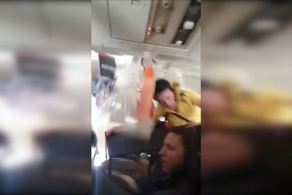 alk airlines turbulence 5