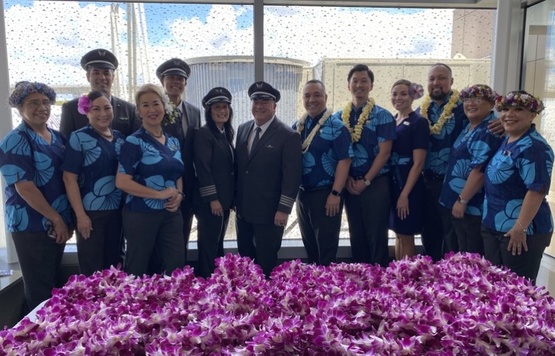 hawaiian airlines boeing 787 9 hnl sfo crew