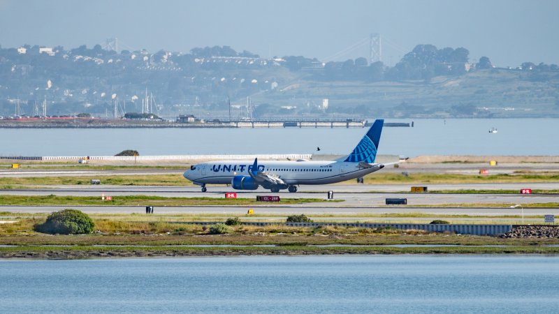 united boeing 737 max 8 sfo