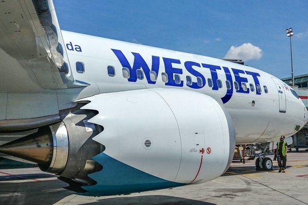 westjet 737 max 8 new livery 03 1