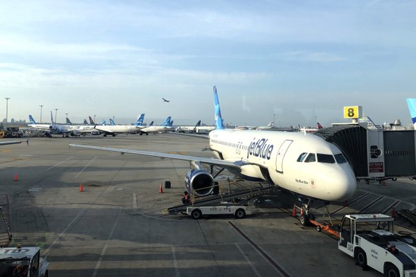 jetblue airbus a320 new york t5