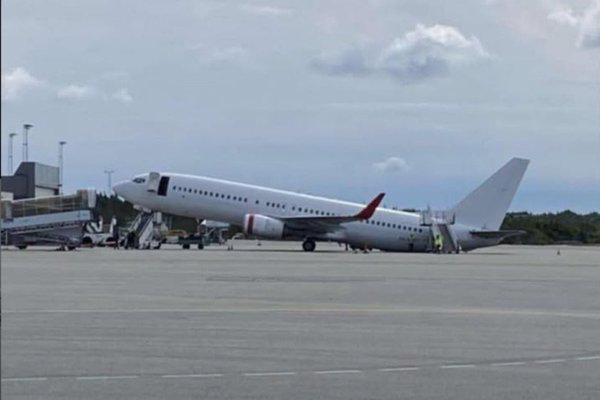 getjet boeing 737 800 ly uno