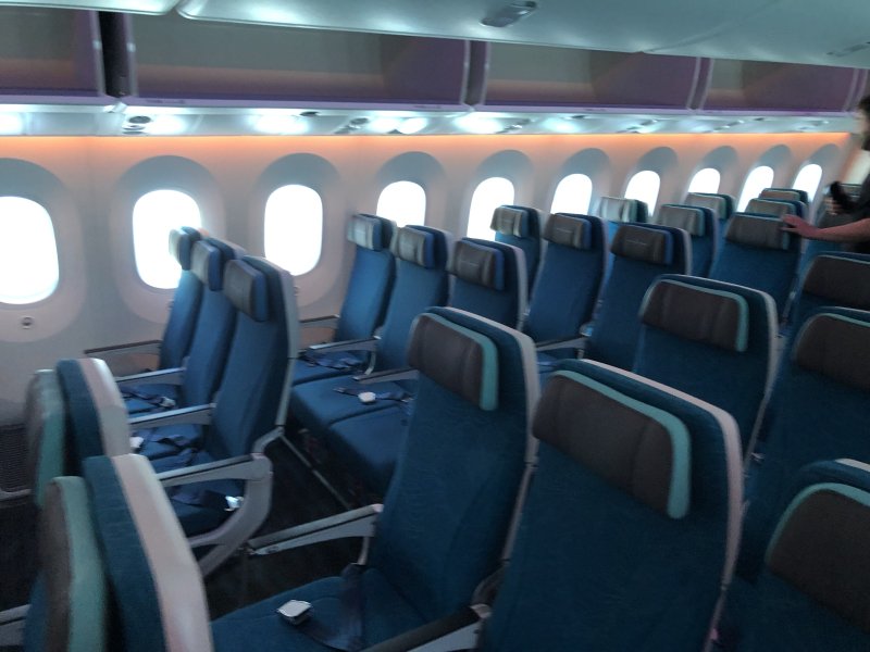 hawaiian airlines boeing 787 9 hnl sfo review 13