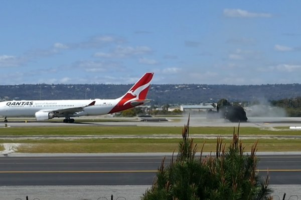 perth runway damage qantas