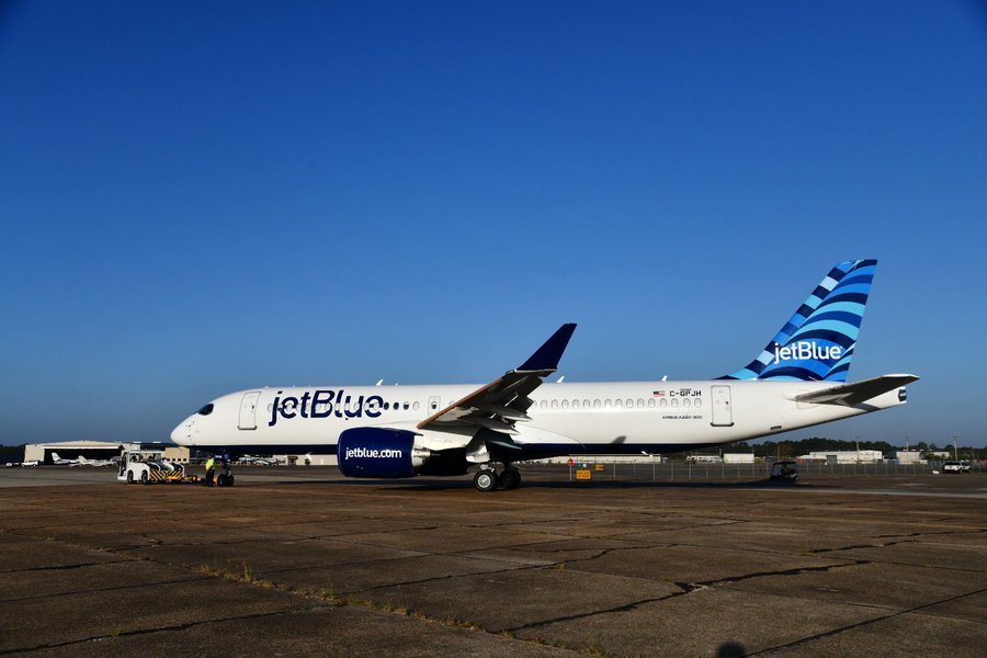 jetblue a220 01 1