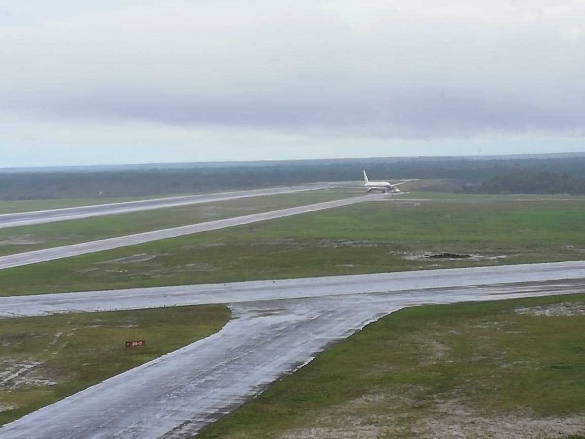 eastern airways 767 runway excursion 04 1