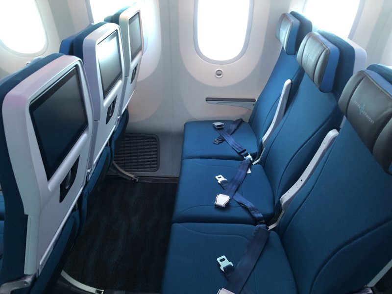 hawaiian airlines boeing 787 9 hnl sfo review 17