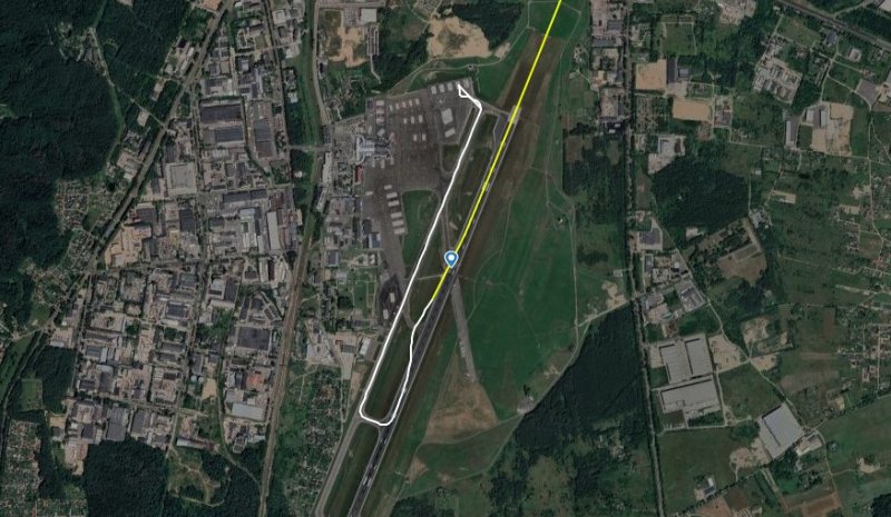 Avion Express Airbus A320 LY NVL fr24