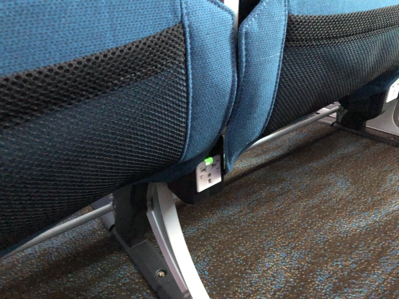 hawaiian airlines boeing 787 9 hnl sfo review 21