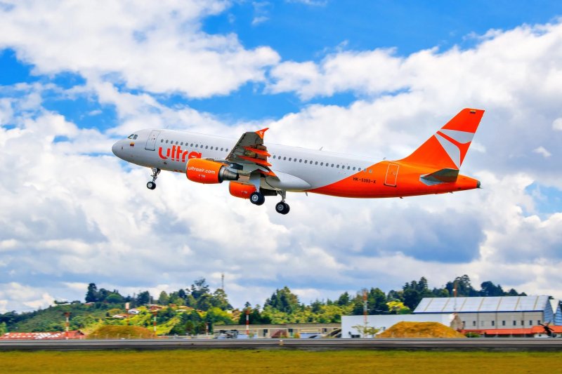 Ultra Air Airbus A320-200