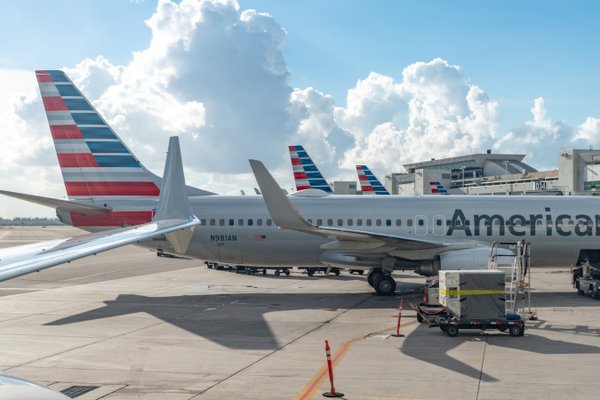 American Airlines Boeing 737-800