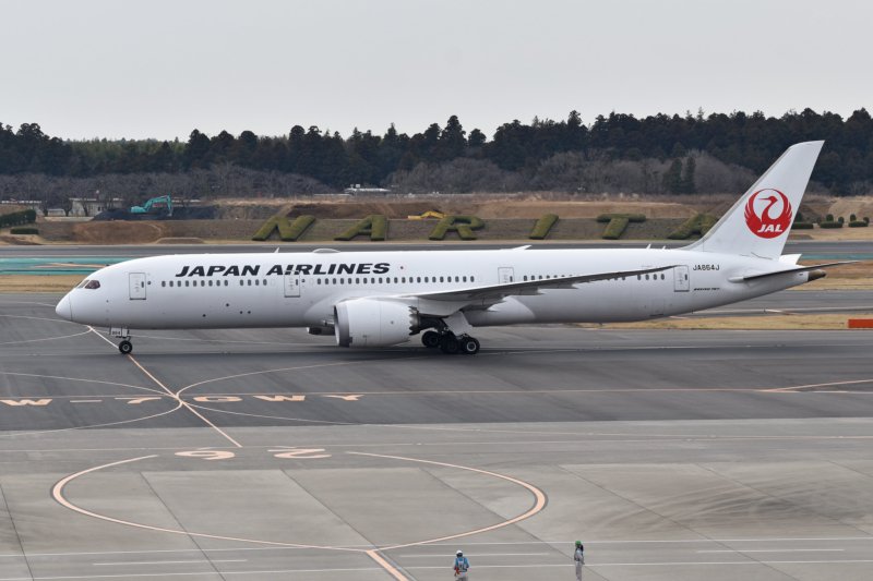 japan airlines boeing 787 9