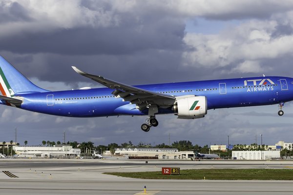 ita airways airbus a330 900
