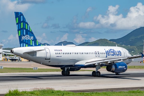 jetblue airbus a320 old colors
