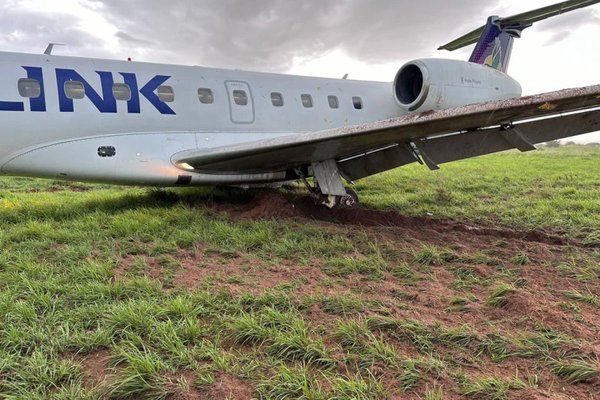 airlink embraer erj 135 runway excursion pemba 02