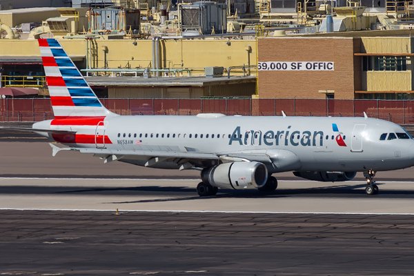 american airlines airbus a319 phoenix sky harbor