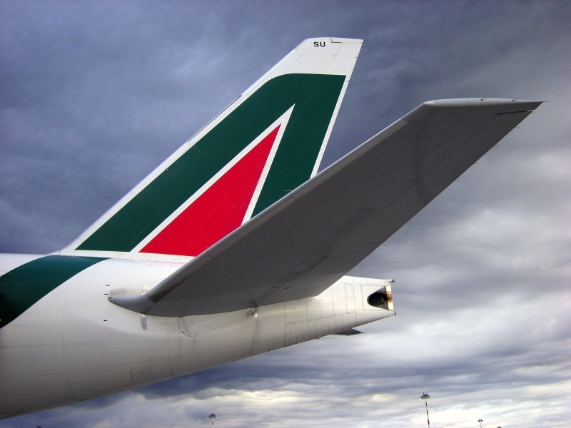 alitalia 777