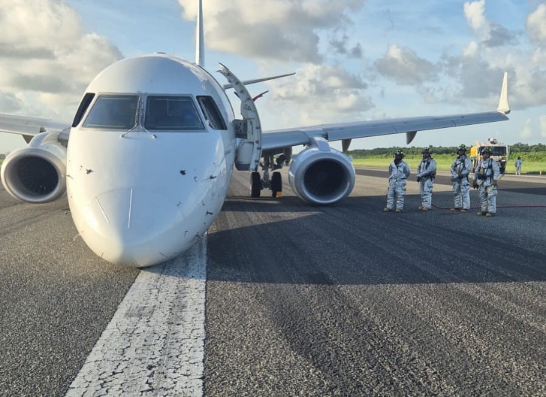 skyhigh dominican e190 hi1074 nose gear failure 02