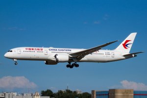 china eastern airlines boeing 787 9