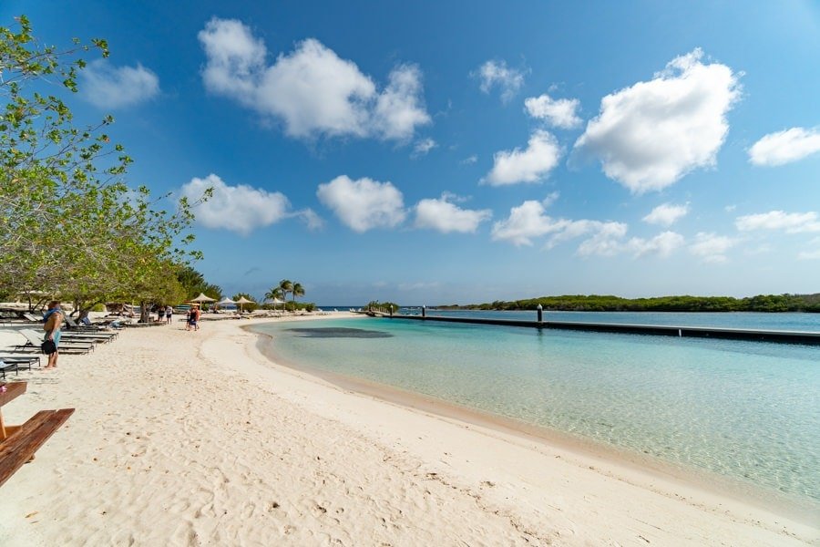santa barbara curacao shoreline 1