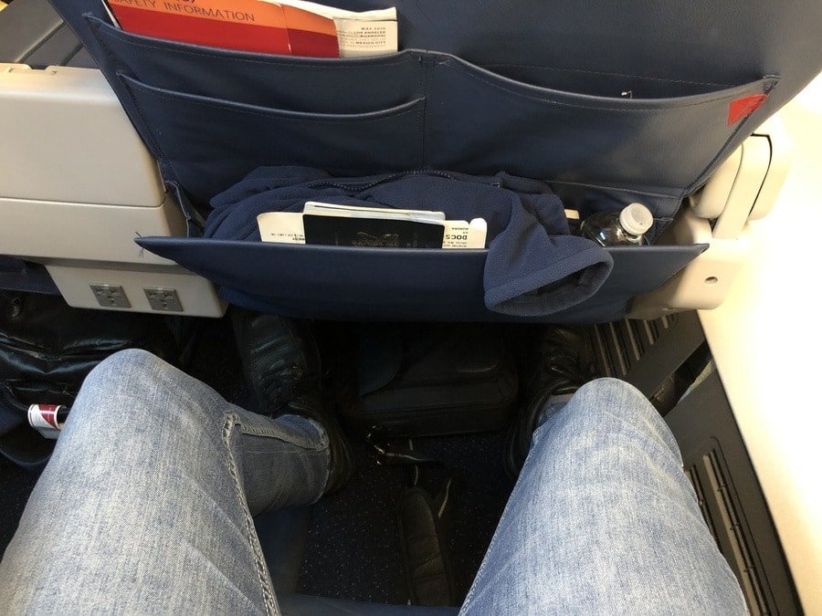 delta 757 aruba jfk legroom 1