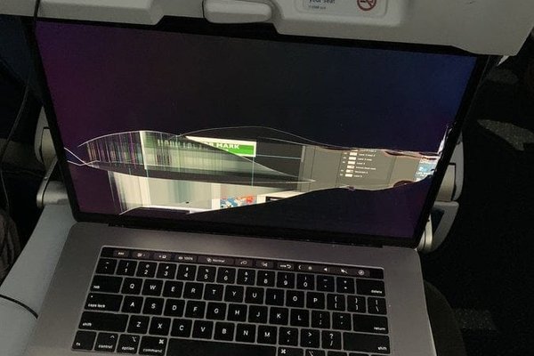 broken laptop seatback delta 1