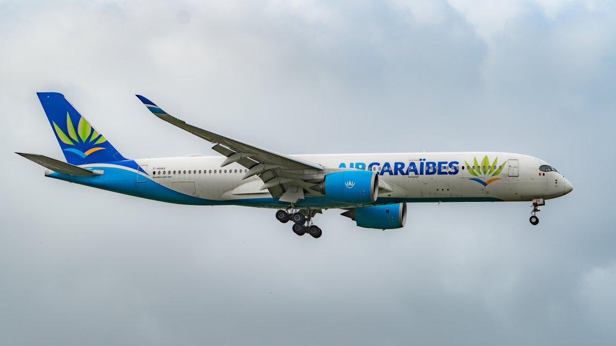 air caraibes airbus a350