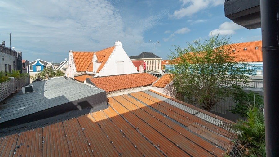 curacao suites hotel outside 01 1