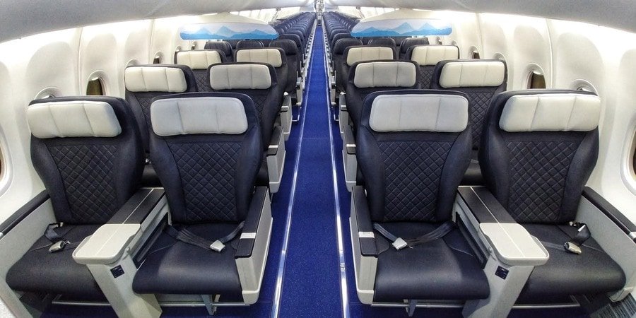 westjet max 8 business 01 1