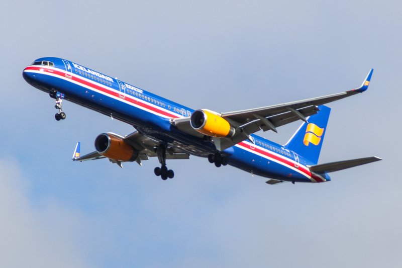 icelandair boeing 757 300