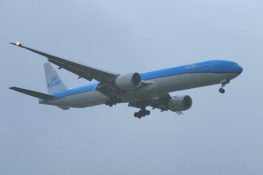 klm boeing 777 300er trinidad