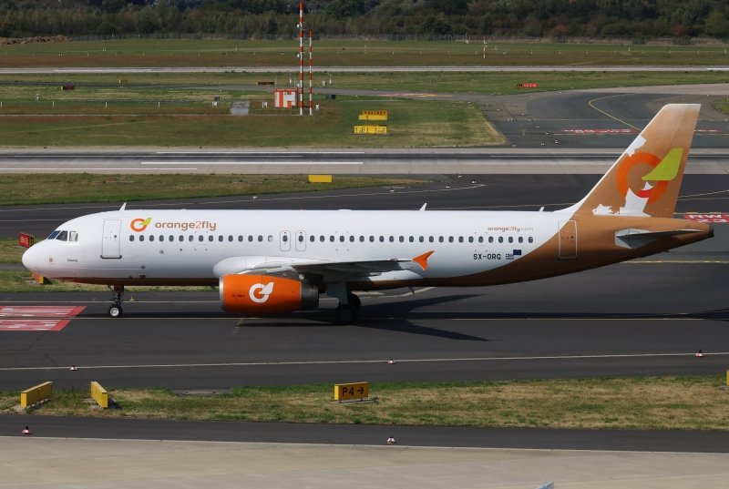Orange2Fly a320