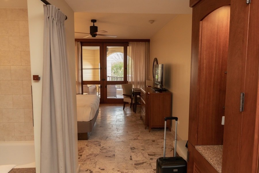 santa barbara curacao room entrance 1