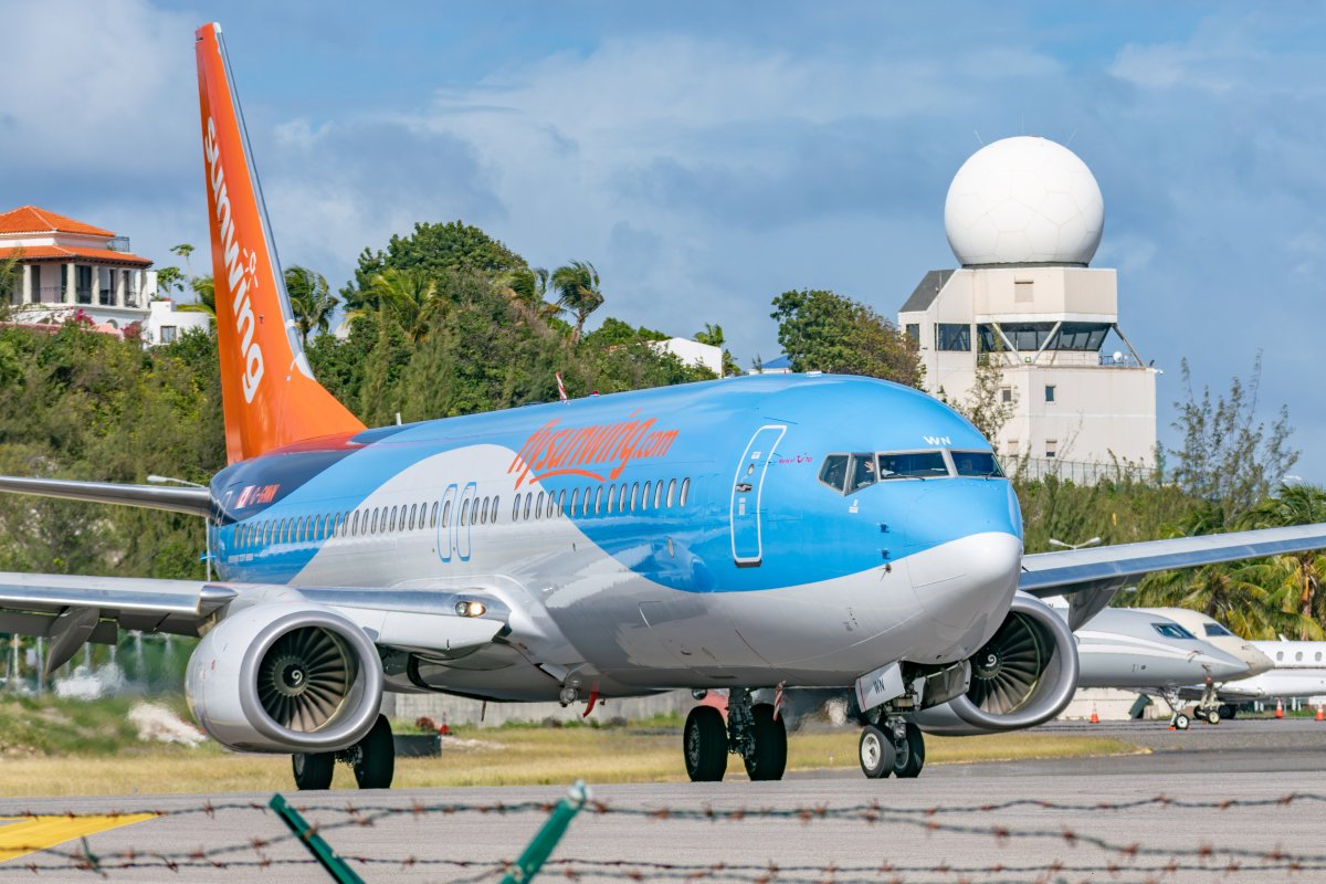 sunwing boeing 737 800
