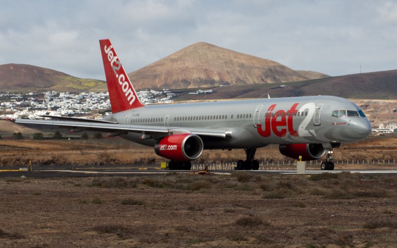 jet2 boeing 757 200