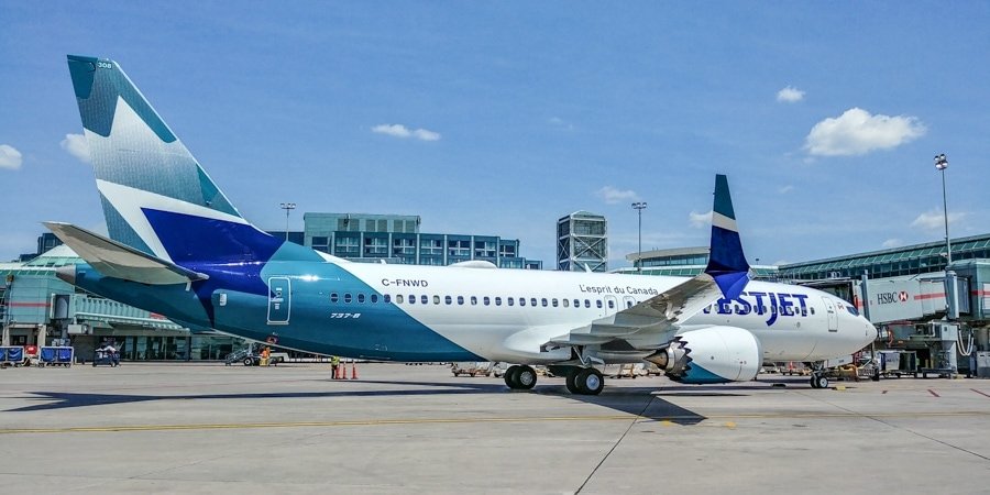 westjet 737 max 8 new livery 01 1