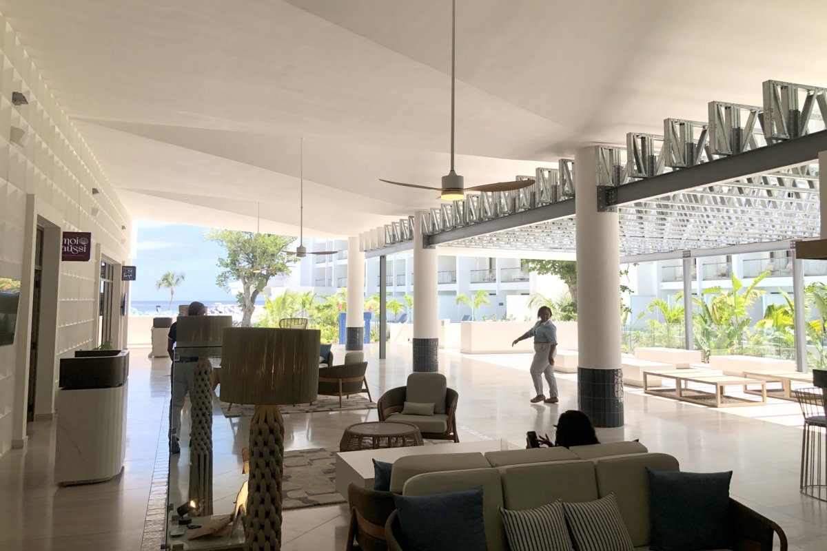 royalton vessence barbados 59