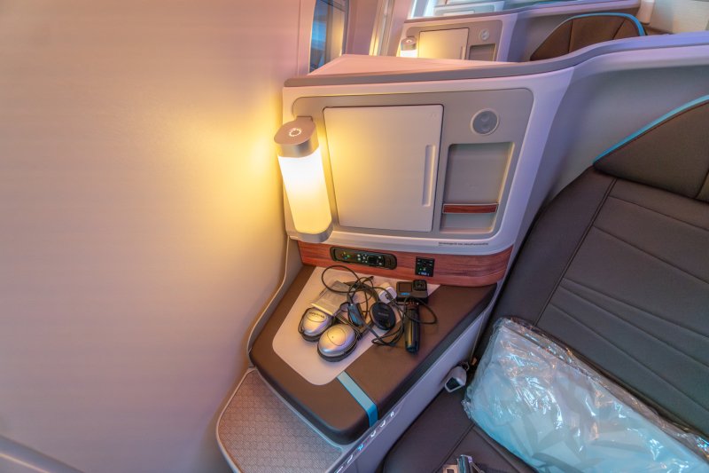 hawaiian airlines boeing 787 9 hnl sfo review 25