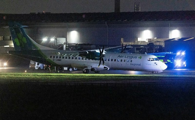 emerald airlines uk atr 72 600 G CMMK nose collapse 1