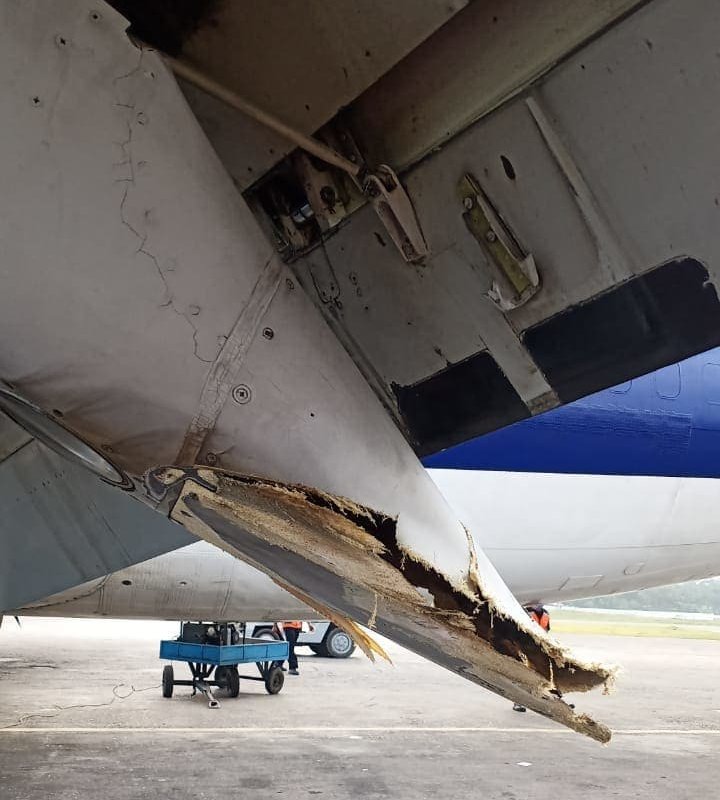 trigana air 737 wingdamage 01 1