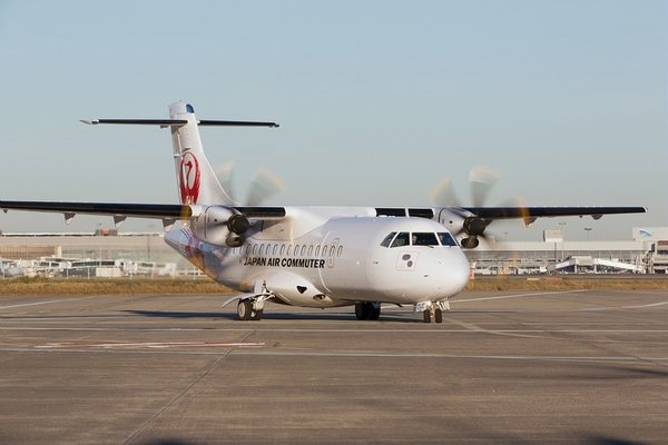 japan air commuter atr 42 600 1