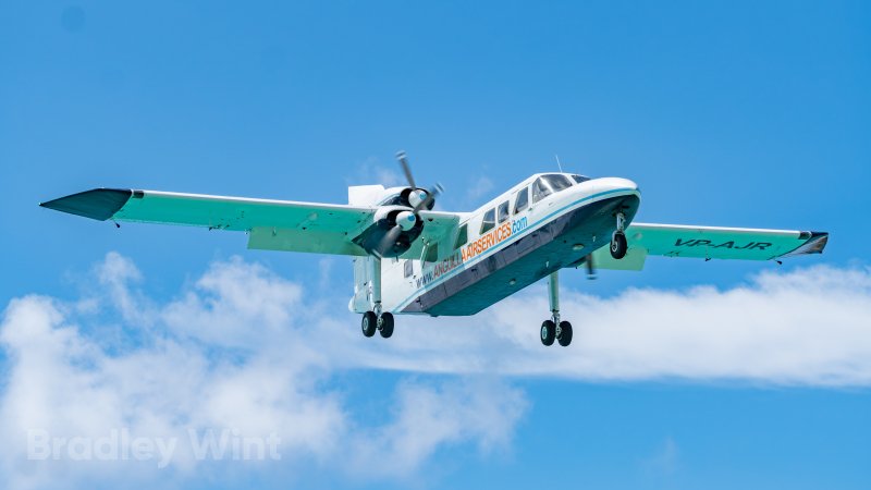 sint maarten spotting locations maho beach 01
