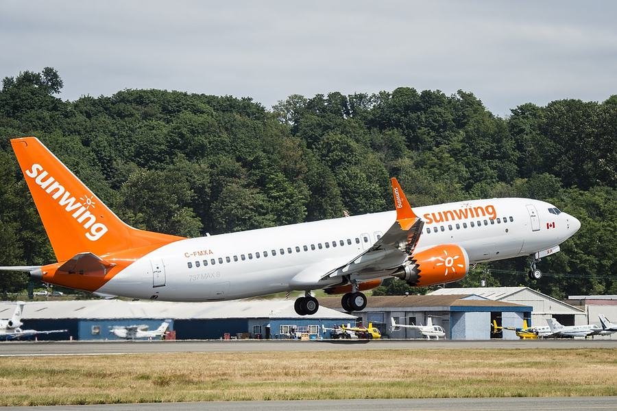 sunwing 737 max 8 1
