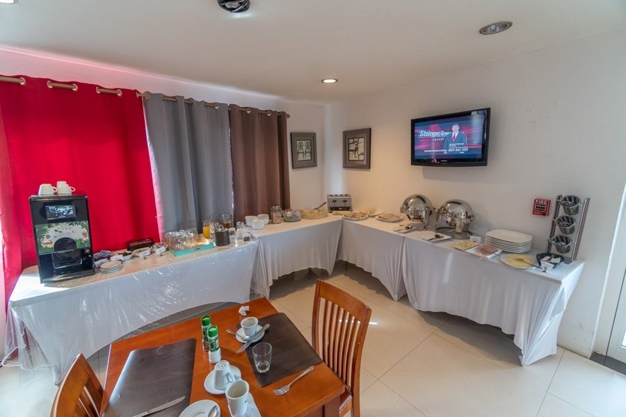 curacao suites hotel buffet breakfast 1