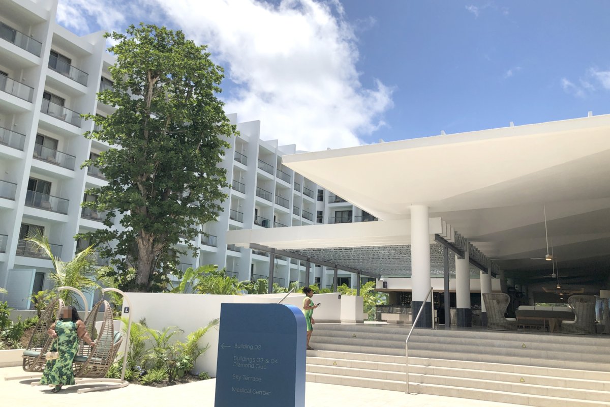 royalton vessence barbados 48